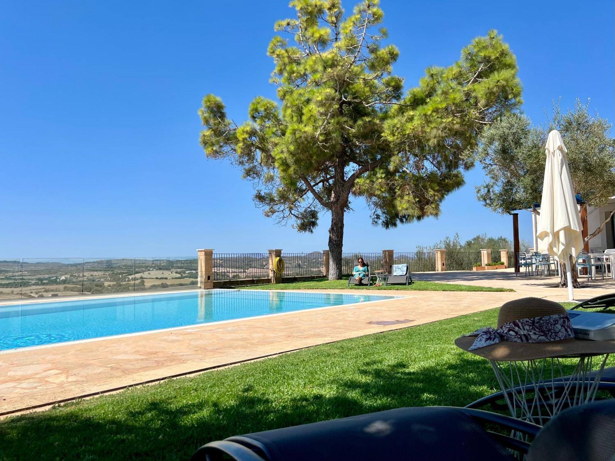 Mater Ariany Hotel Exterior foto